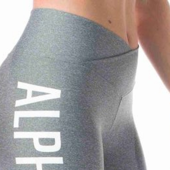 Alphalete Gray Heathered V-Cut Leggings - Picture 7 of 7
